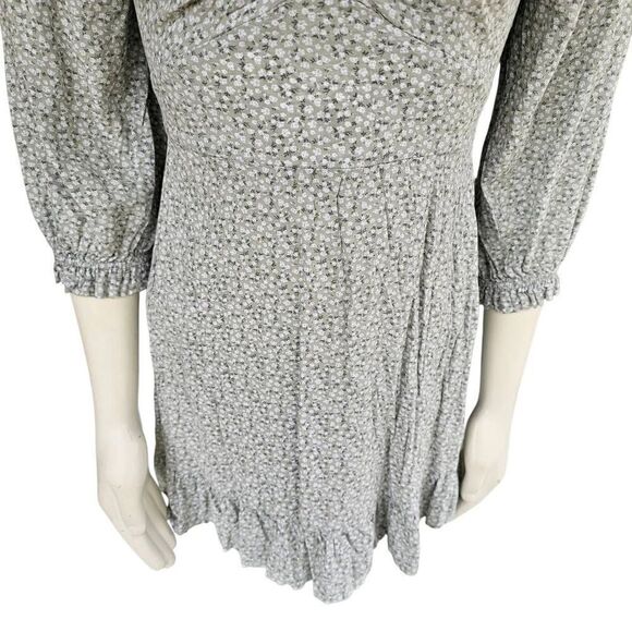 Hollister XS Gray Floral Mini Dress Long Sleeve Smocked Back Sweetheart - Picture 4 of 10